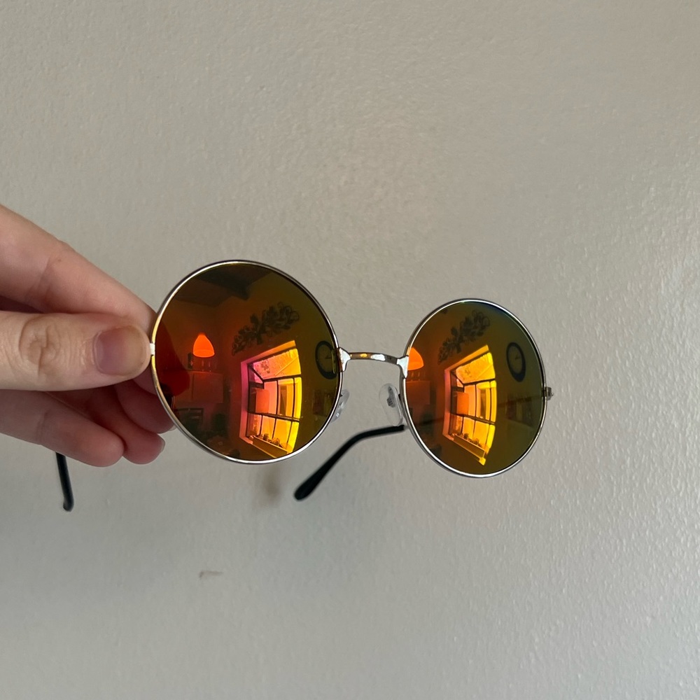 Charlotte Russe, Sunglass round frames tinted lens silver/black metal never worn